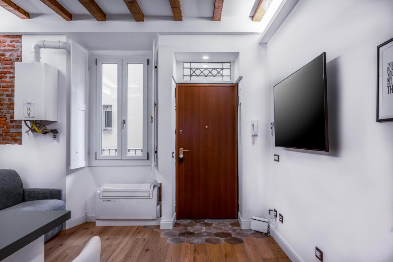 Unique Suite in Milan Center Extérieur photo
